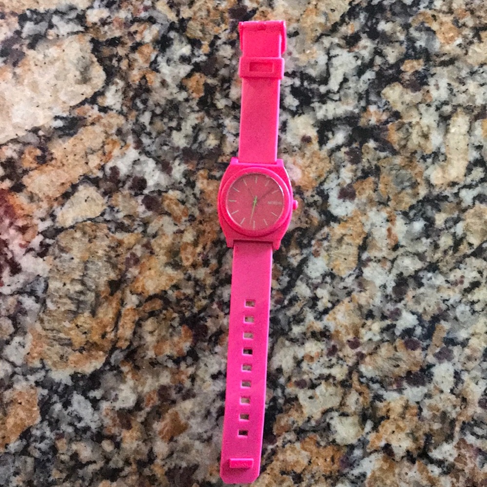 Nixon hot pink watch! Worn maybe 2 times!!